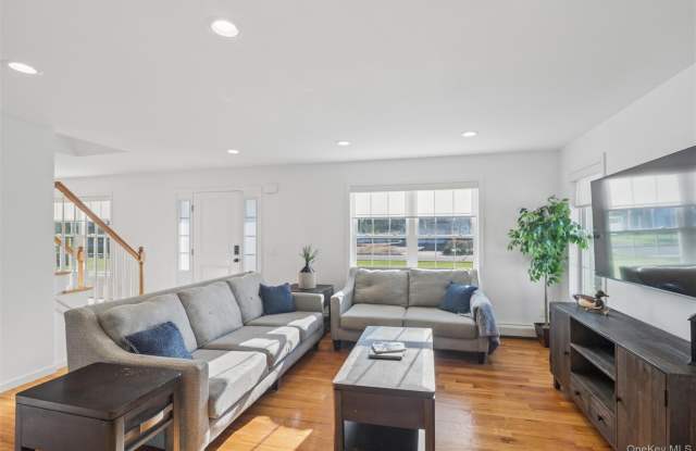 16 Mastro Court Gallery 4