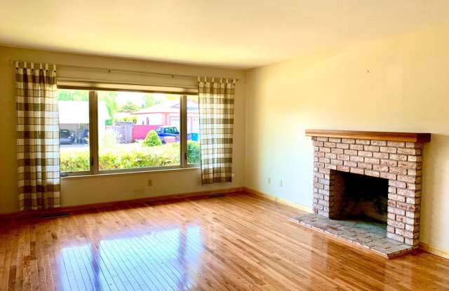 7934 Juanita Court Gallery 2