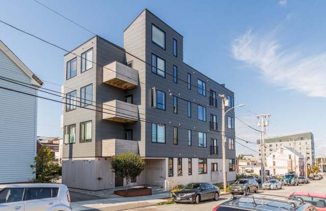 Fully Furnished 1BR Condo in Parris Terraces - 60 Parris Street, Portland, ME 04101