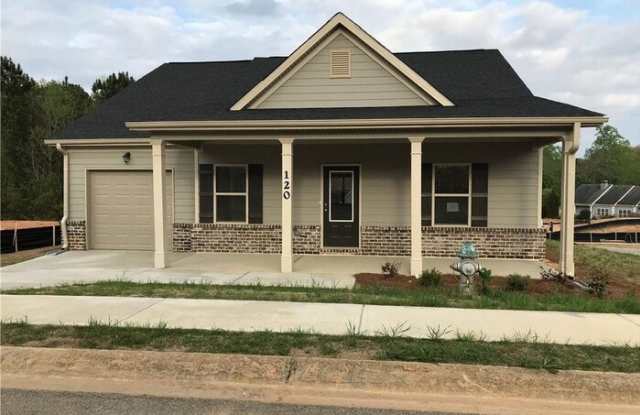 120 Mandy Lane photos photos