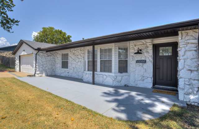 6644 Se Quail Ridge Rd. Gallery 4