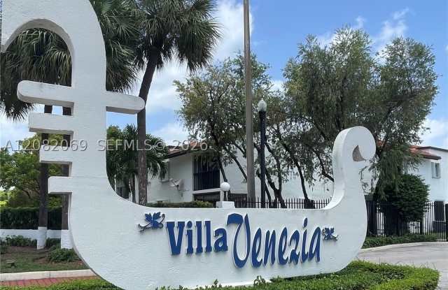 1341 SW 124th Ct Gallery 1