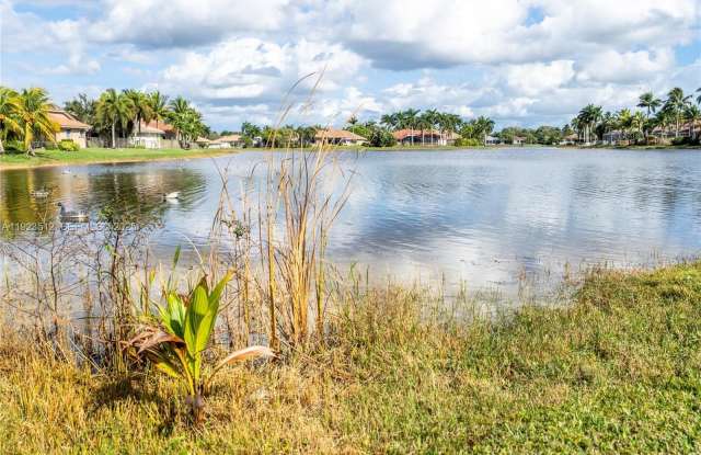 2994 Oakbrook Dr photos photos