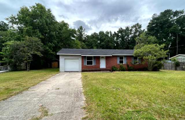 389 Porter Rd ~ Hope Mills - 389 Porter Road, Cumberland County, NC 28348