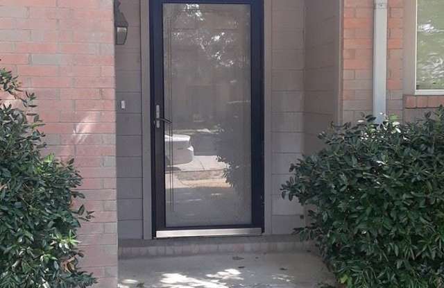 140 Palm Dr Gallery 2