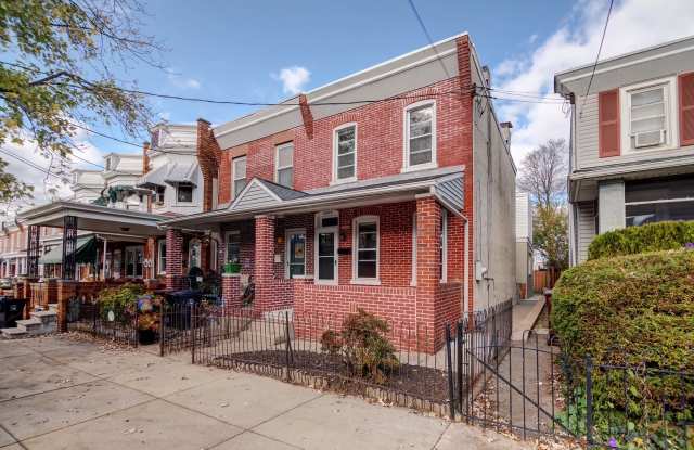 1909 West 8th Street photos photos