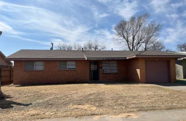 HOUSE - 3 bedrooms, 2 bathrooms, single car garage photos photos