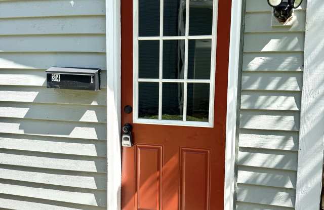 314 North Mechanic Street - 1 Gallery 2