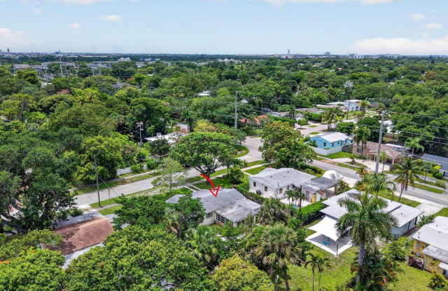 841 SW 18th Court Gallery 3