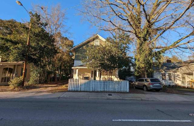 3121 Rosewood Drive C photos photos