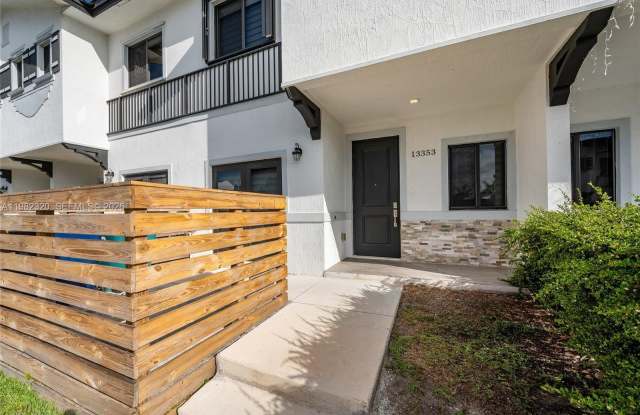 13353 SW 250th Ter photos photos
