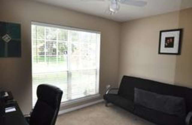 12895 SILVER SPRINGS DR S Gallery 2