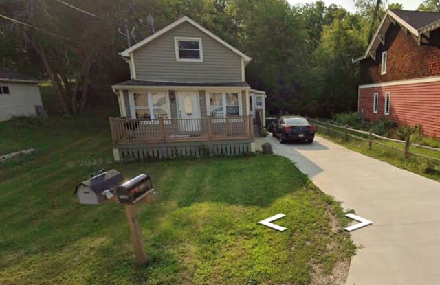 1605 W. Shore Drive - 1605 West Shore Drive, Delafield, WI 53018