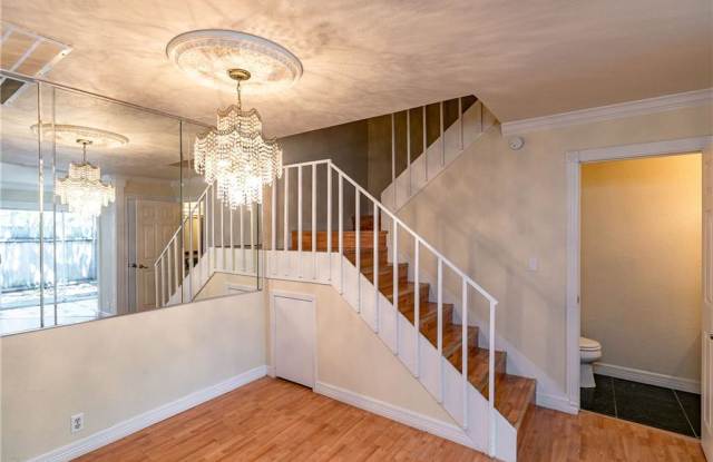 6164 Hidden Oaks Gallery 4