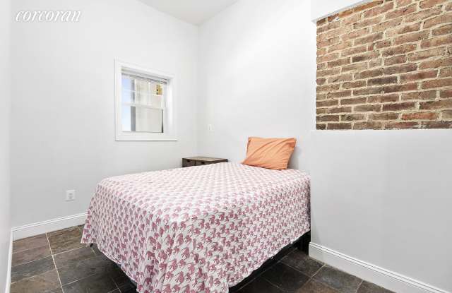 35 Beaver Street Gallery 4