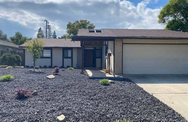 3 Bedroom 2 Bath Home In Rosemont photos photos