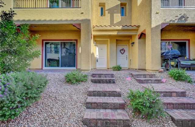 985 Via Lombardi Avenue photos photos