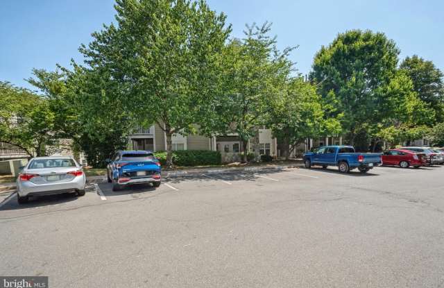 1712 LAKE SHORE CREST DRIVE - 1712 Lake Shore Crest Drive, Reston, VA 20190