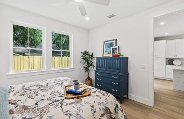 27 Fullerwood Drive Gallery 4