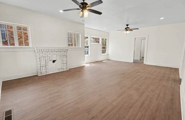 3409 17th Avenue North Gallery 3