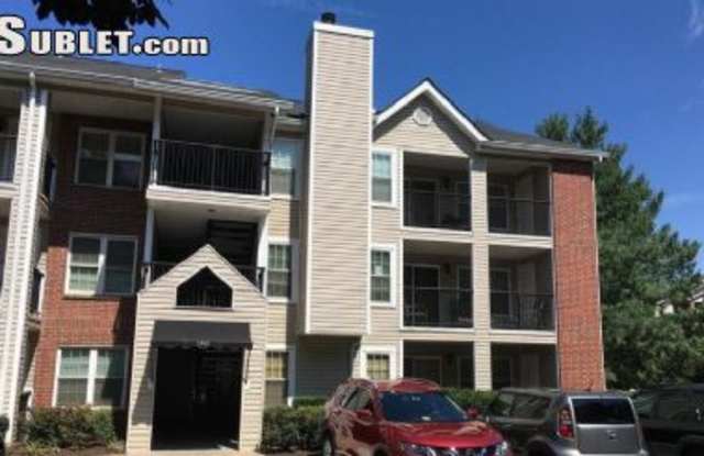 3310  Wyndham Cir - 3310 Wyndham Cr, Alexandria, VA 22302