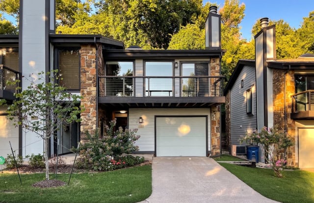 1527 Riverside Drive - 1527 Riverside Dr, Tulsa, OK 74119