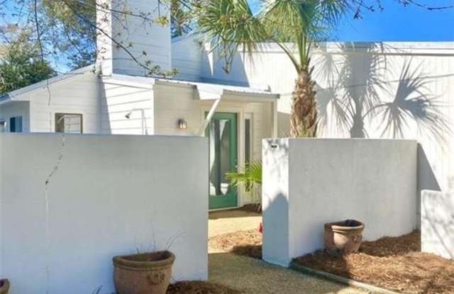 319 Maple Street - 319 Maple Street, St. Simons, GA 31522