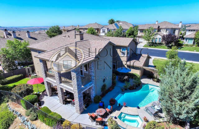 Serrano Executive 4bd/4.5ba Executive Home with Pool, Spa & 4-Car Garage! Gallery 3