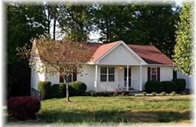 137 Brookside Pointe - 137 Brookside Pt, Springfield, TN 37172