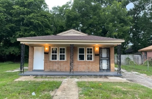 1469 N Hollywood St photos photos