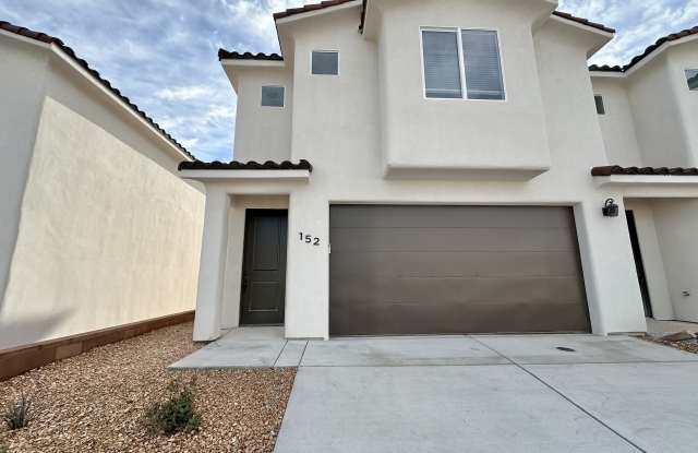 152 N 2480 W photos photos