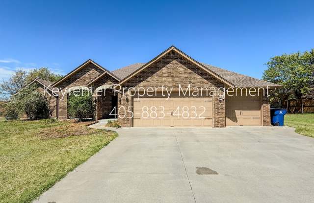 Beautiful Upscale 3BD/3BTH + Office Home on Over an Acre in Choctaw photos photos Beautiful Upscale 3BD/3BTH + Office Home on Over an Acre in Choctaw photos photos