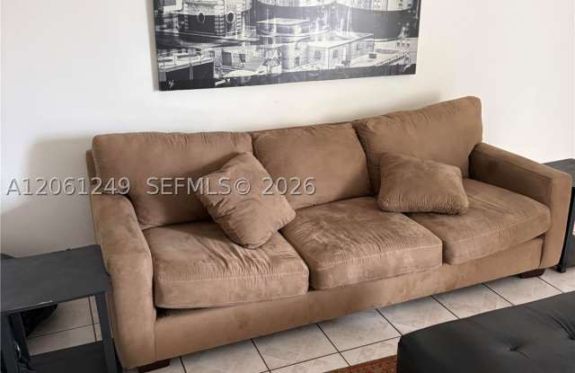 1780 79th St Cswy Gallery 4