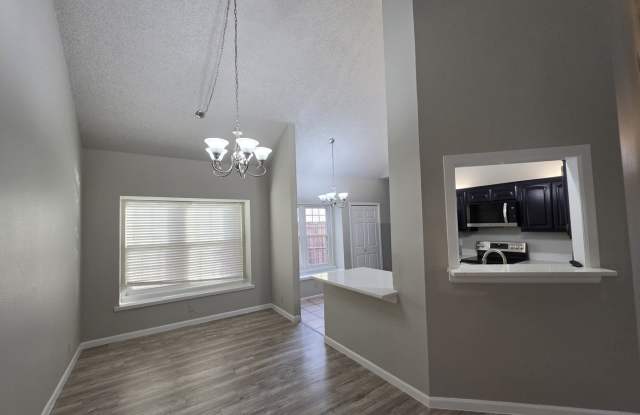 15003 Morning Path Gallery 4