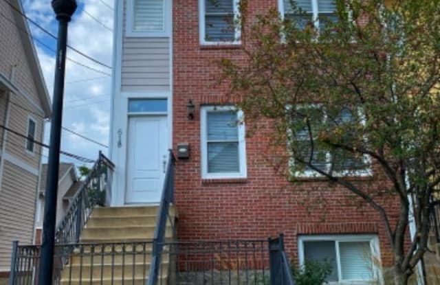 618 E 11th St - 618 East 11th Street, Indianapolis, IN 46202