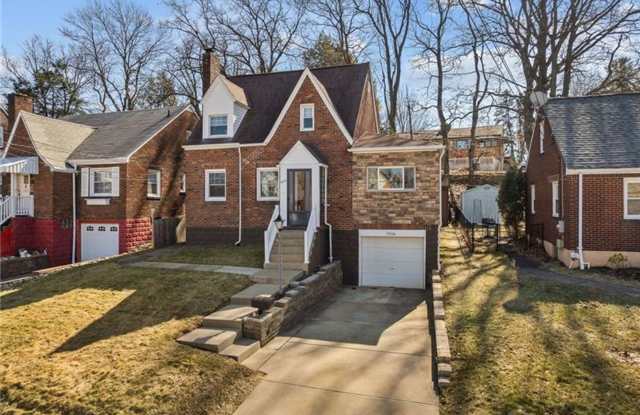 For Rent – Spacious 3 Bedroom, 2 Bath Home in Brentwood, PA! photos photos