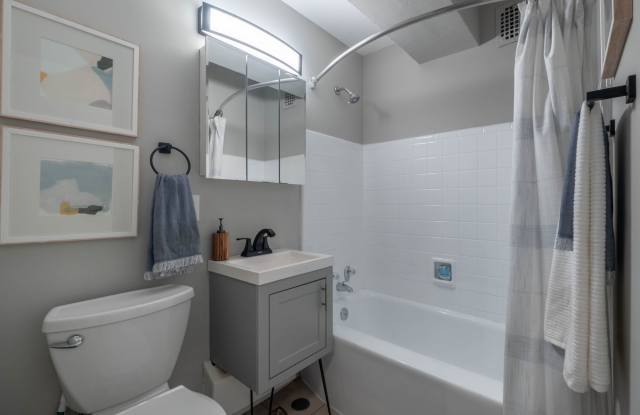 Beachside Apartments Gallery 1