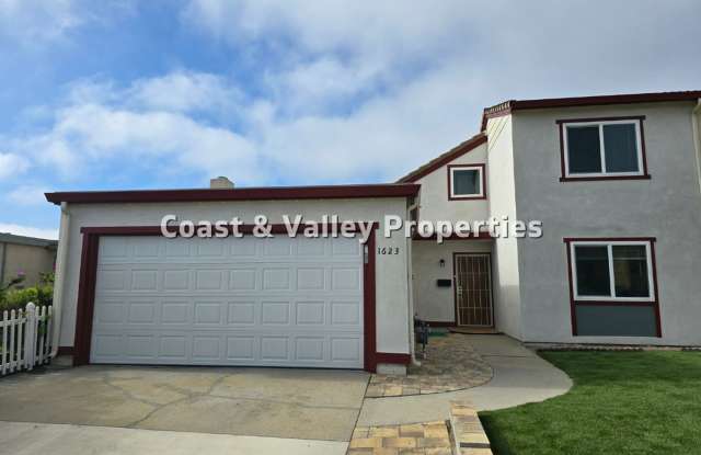 Beautiful North Salinas Unit for RENT!!! - 1623 Seville Street, Salinas, CA 93906