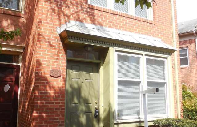 516 COLECROFT COURT - 516 Colecroft Court, Alexandria, VA 22314
