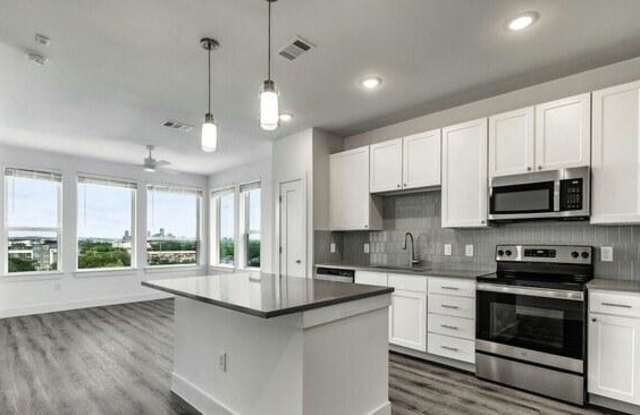 6539 E Riverside Dr photos photos