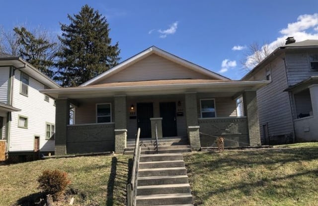 553 N Oakland Avenue - 553 North Oakland Avenue, Indianapolis, IN 46201