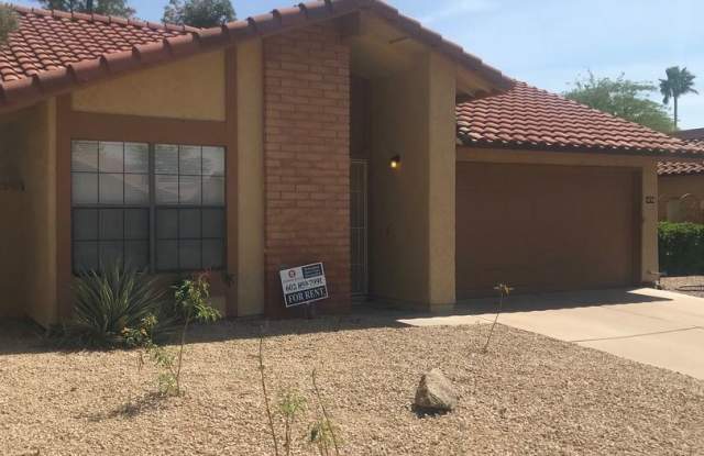 4795 E Navajo Street - 4795 East Navajo Street, Phoenix, AZ 85044