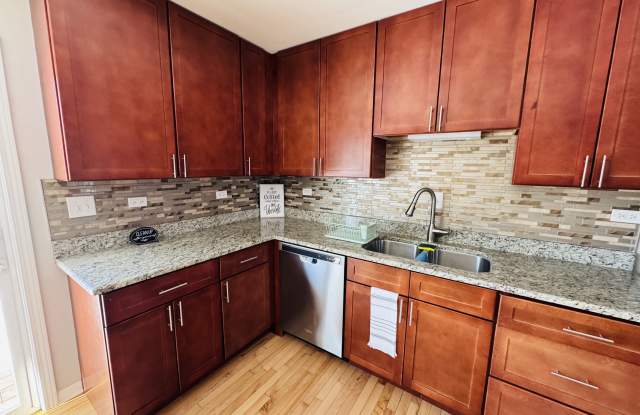 7008 Hawthorne Ln photos photos