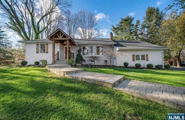 453 W Saddle River Road - 453 West Saddle River Road, Upper Saddle River, NJ 07458