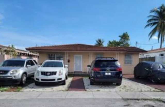 4183 E 8th Ct Gallery 1