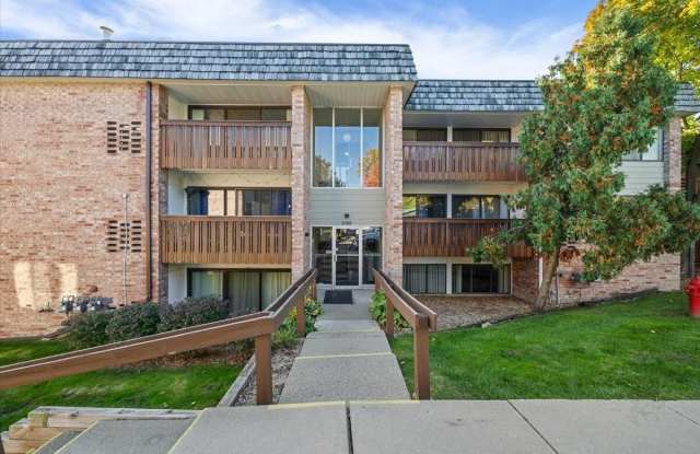 2126 Pauline Boulevard - 2126 Pauline Boulevard, Ann Arbor, MI 48103