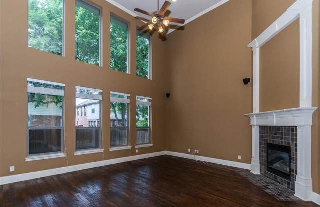 926 Redbird Lane Gallery 3