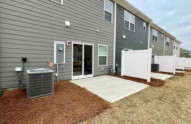 Charming 3BR Townhome in Monroe photos photos