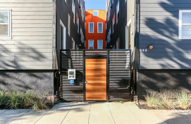 553 Sycamore photos photos