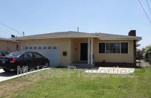 6323 Connie Drive photos photos